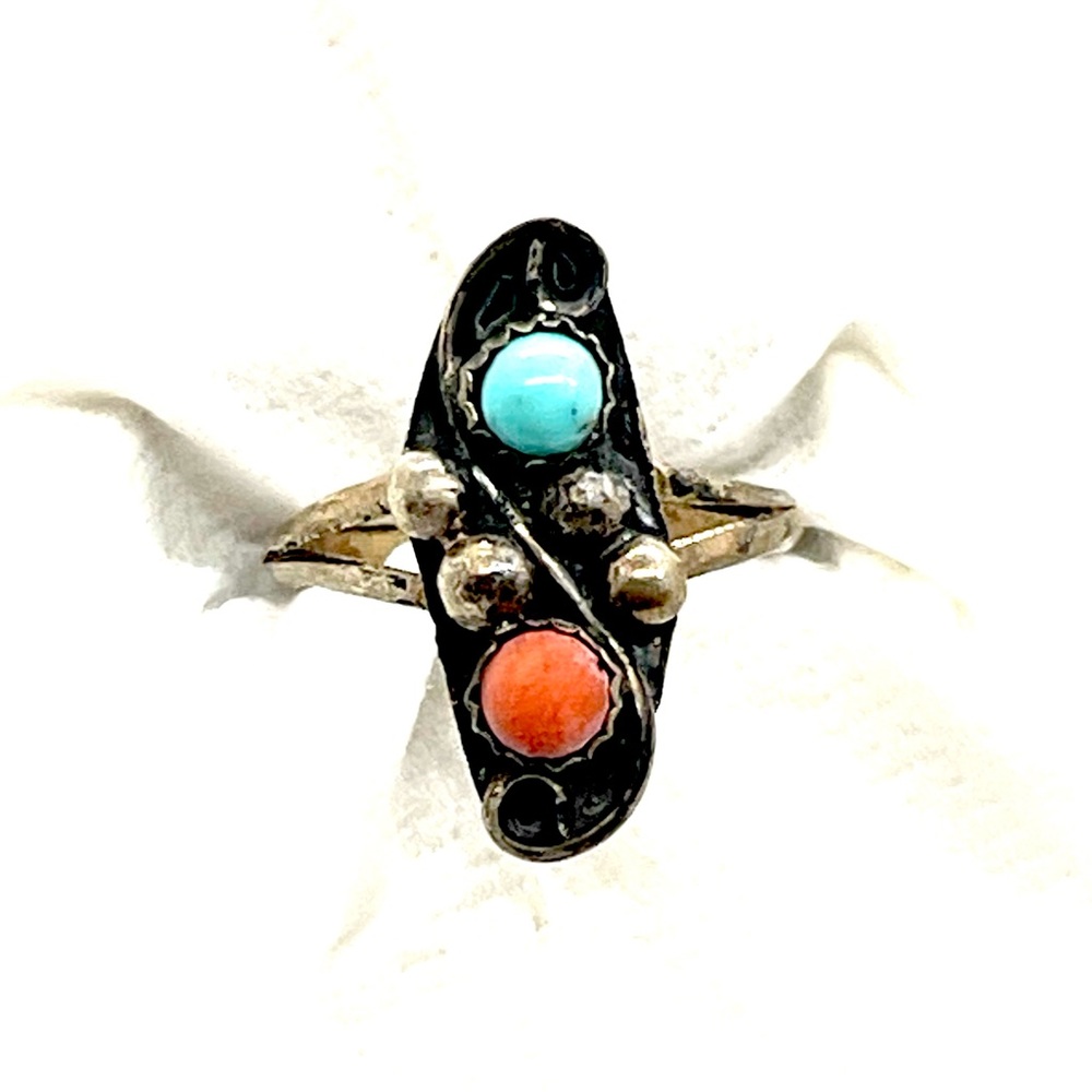 Estate Southwestern turquoise and coral silver ring